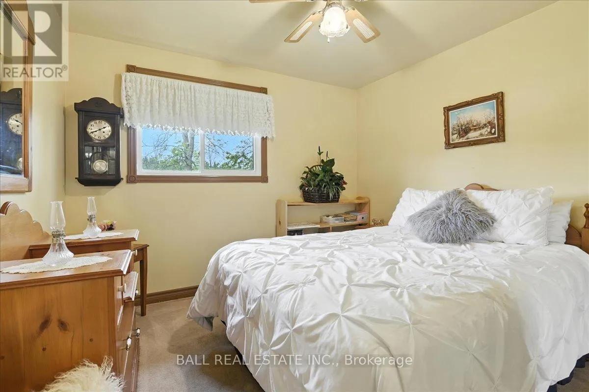 601 CHURCHILL CRESCENT