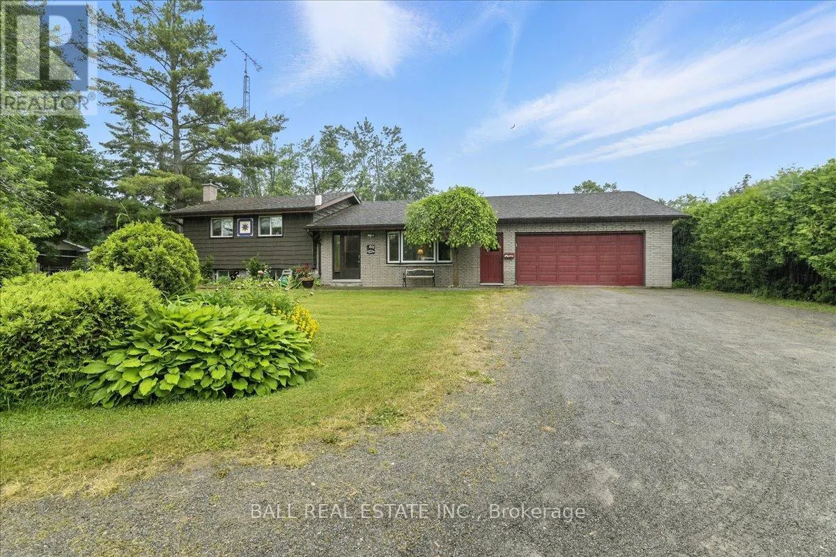 601 CHURCHILL CRESCENT