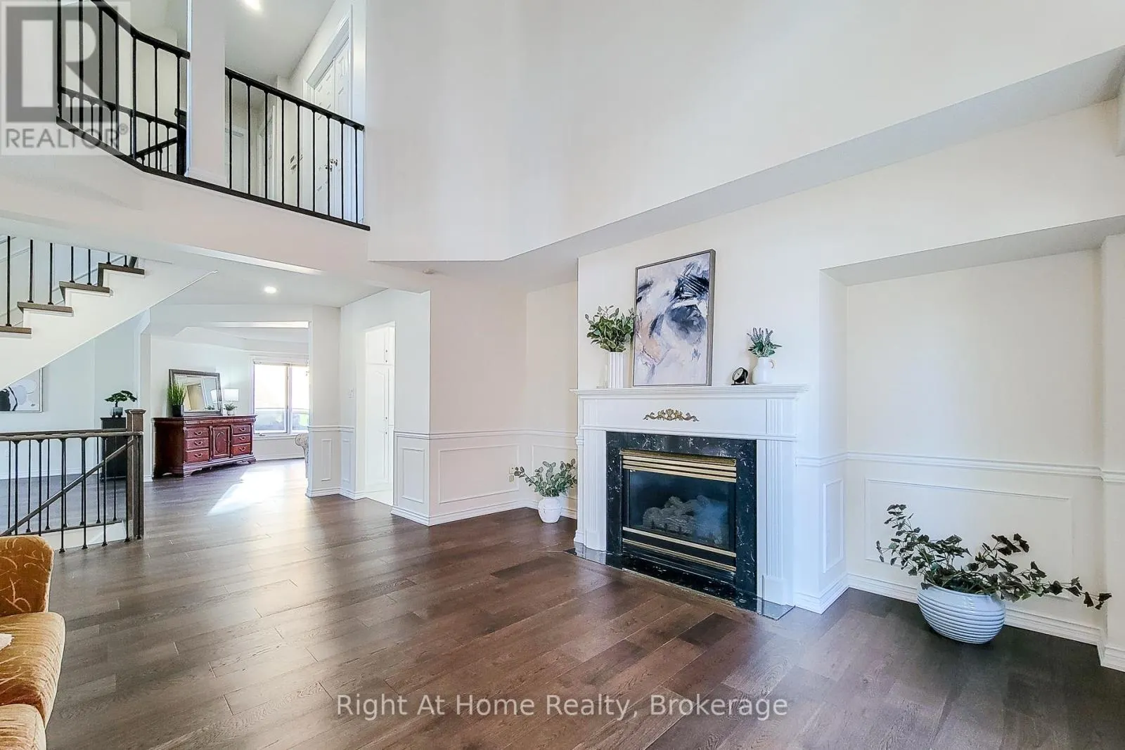 85 MEADOWLANDS BOULEVARD