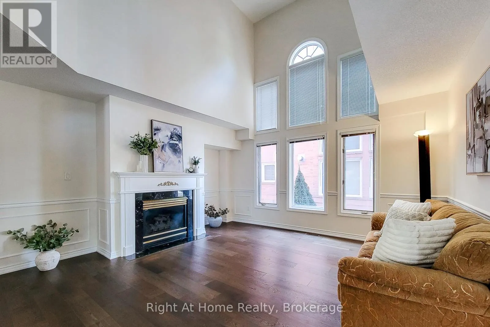 85 MEADOWLANDS BOULEVARD