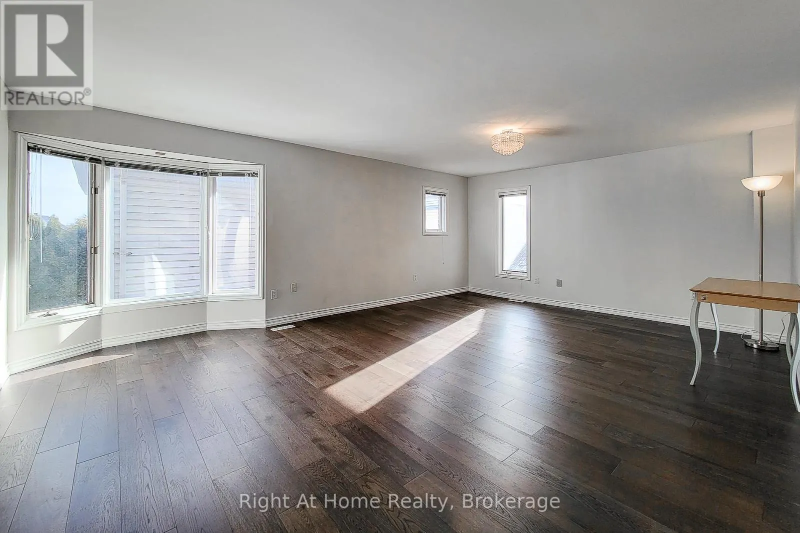 85 MEADOWLANDS BOULEVARD