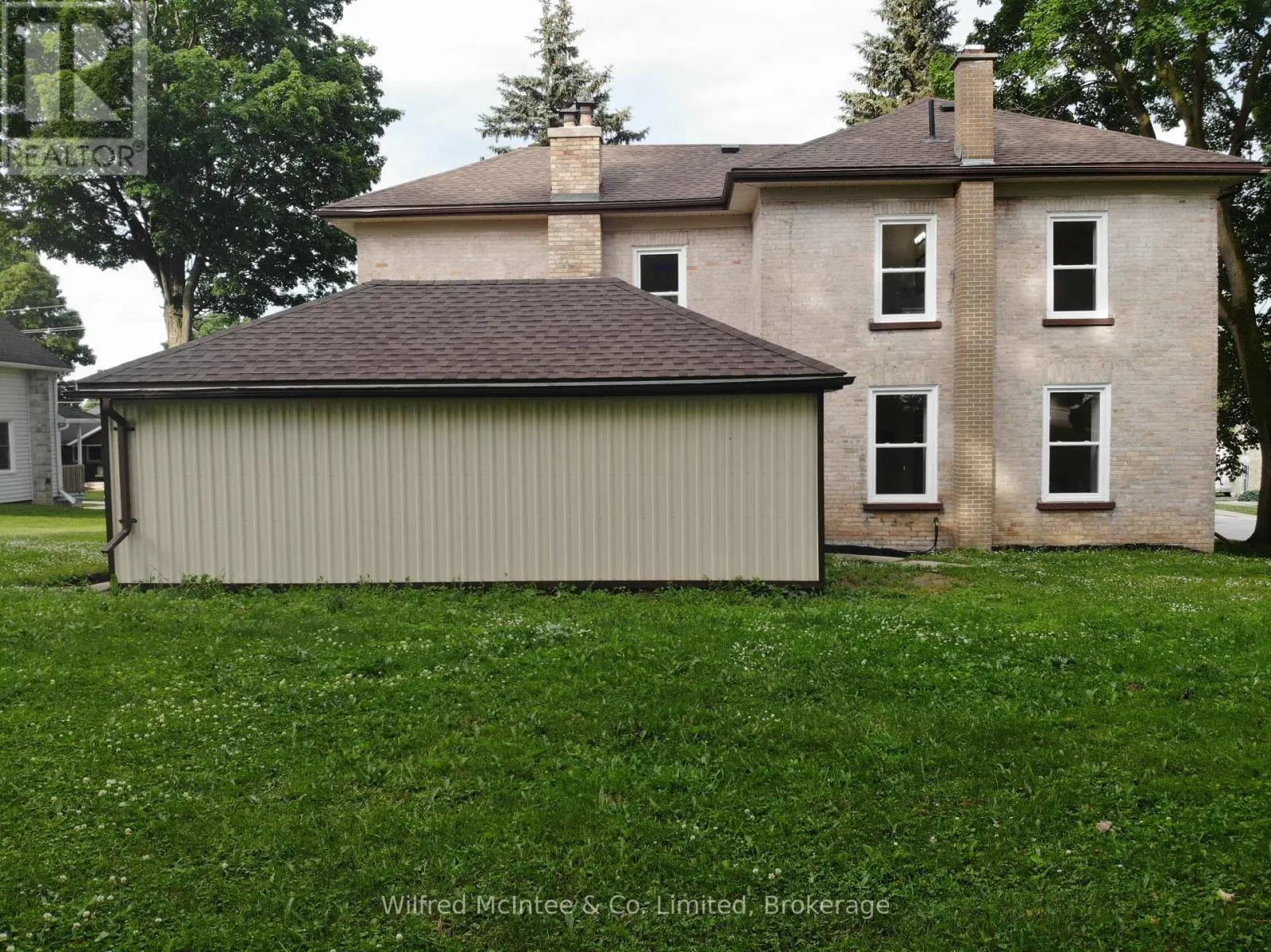 36 BROWNLEE STREET S