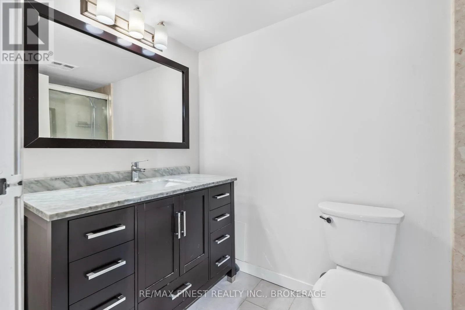 1002 - 165 ONTARIO STREET, #1002