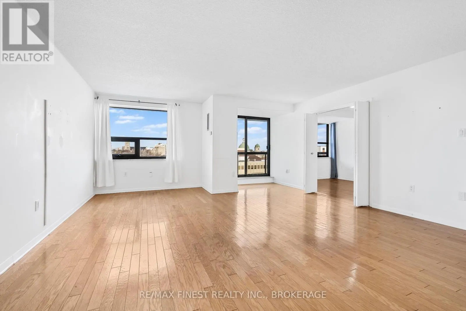 1002 - 165 ONTARIO STREET, #1002