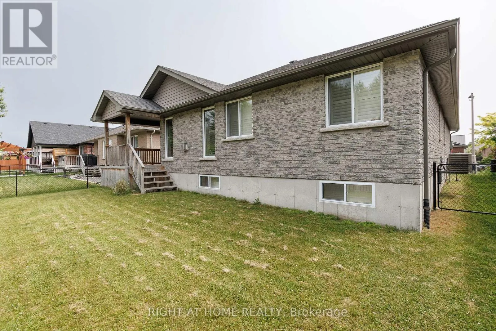 26 WARD DRIVE