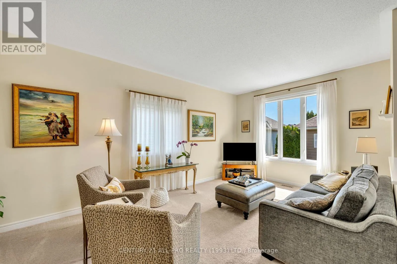 745 PRINCE OF WALES DRIVE