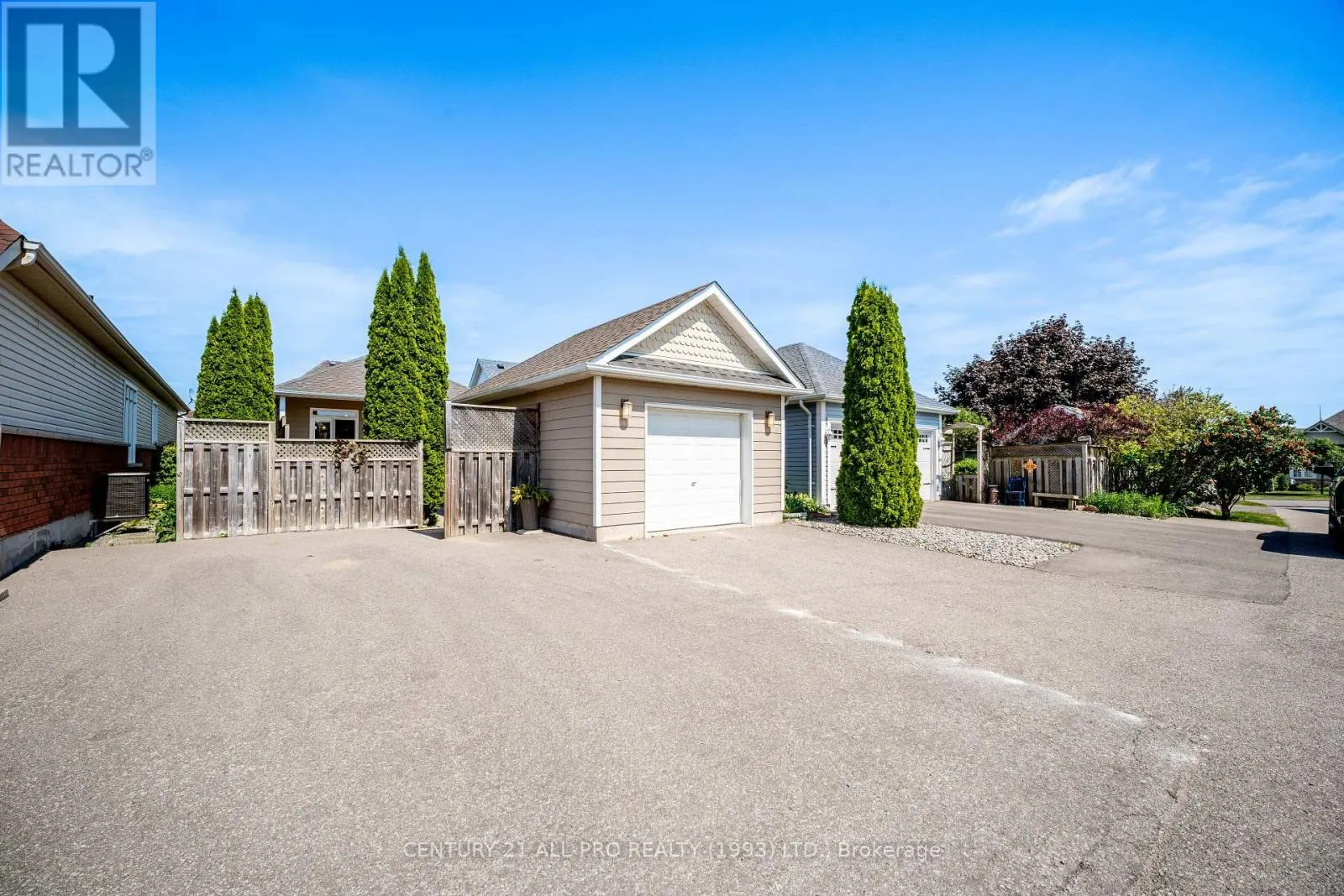 745 PRINCE OF WALES DRIVE