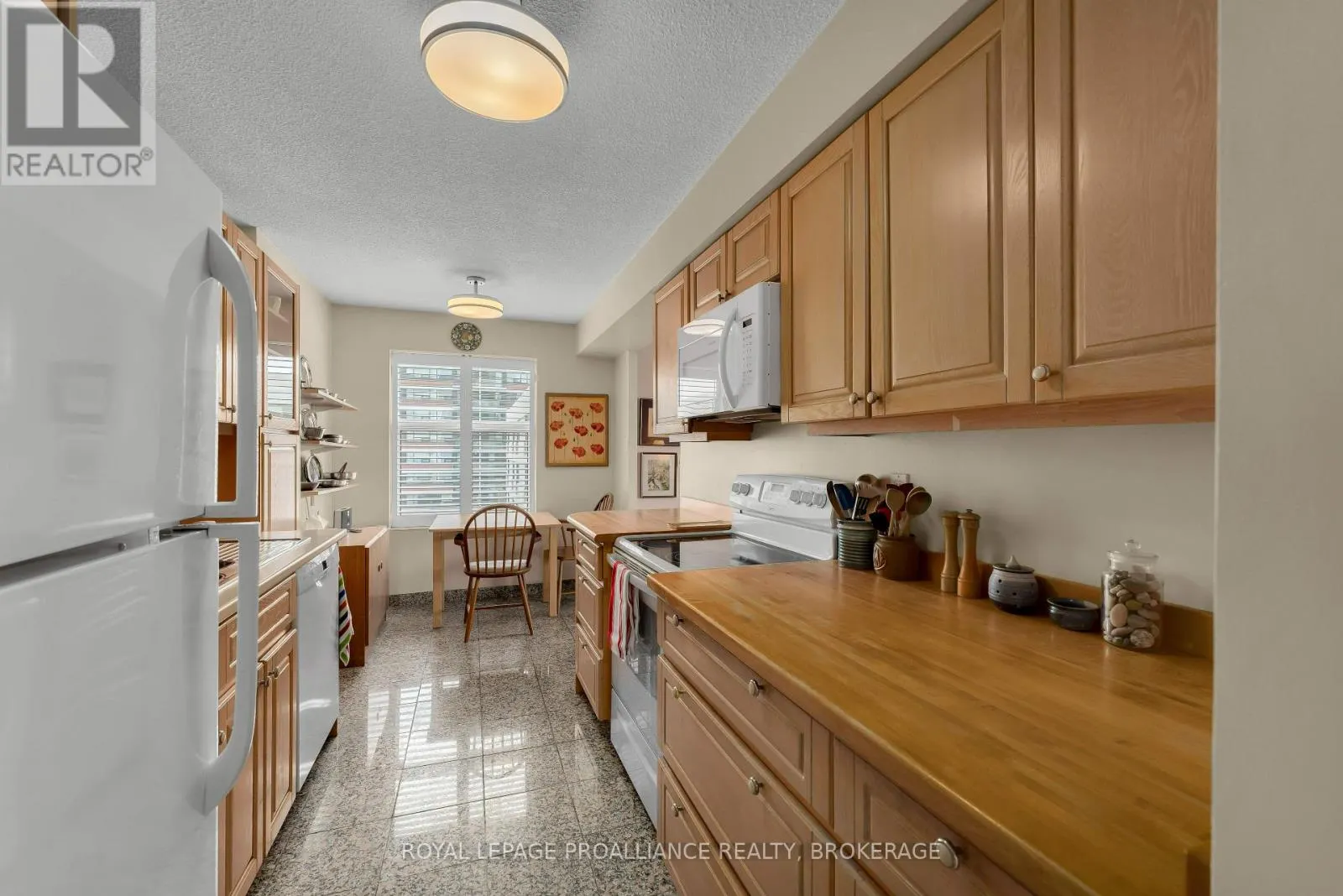403 - 185 ONTARIO STREET, #403