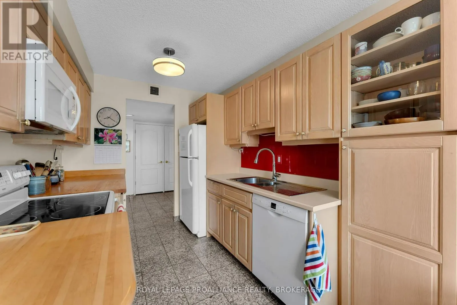 403 - 185 ONTARIO STREET, #403