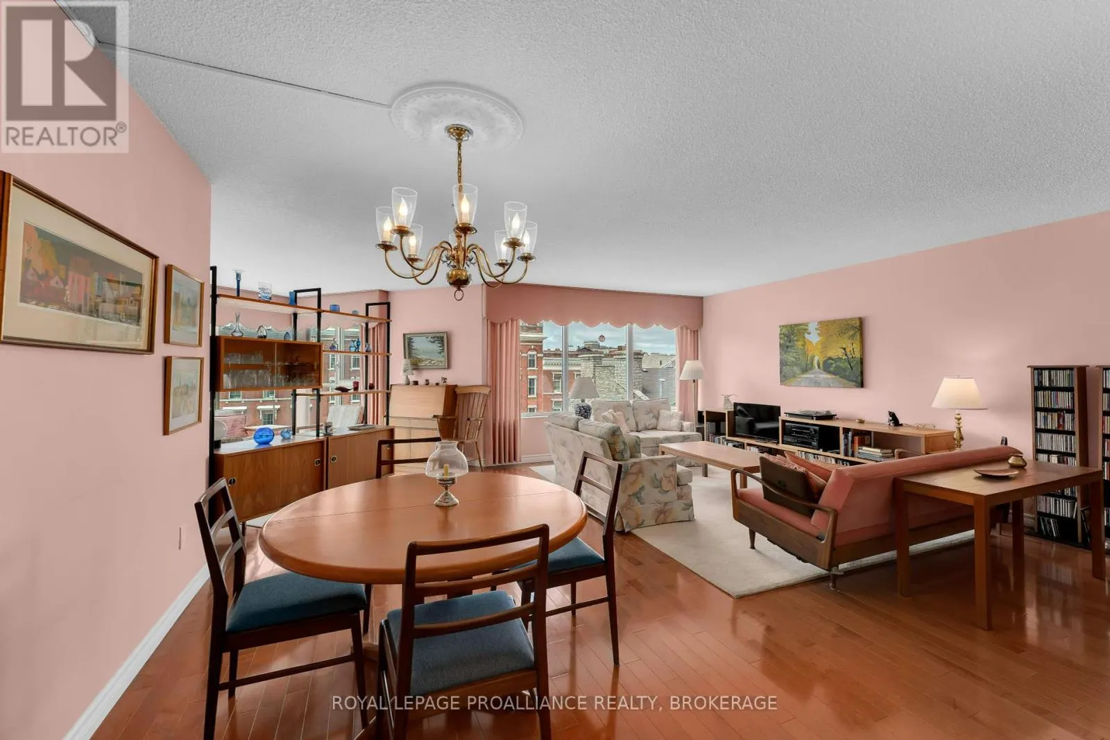 403 - 185 ONTARIO STREET, #403