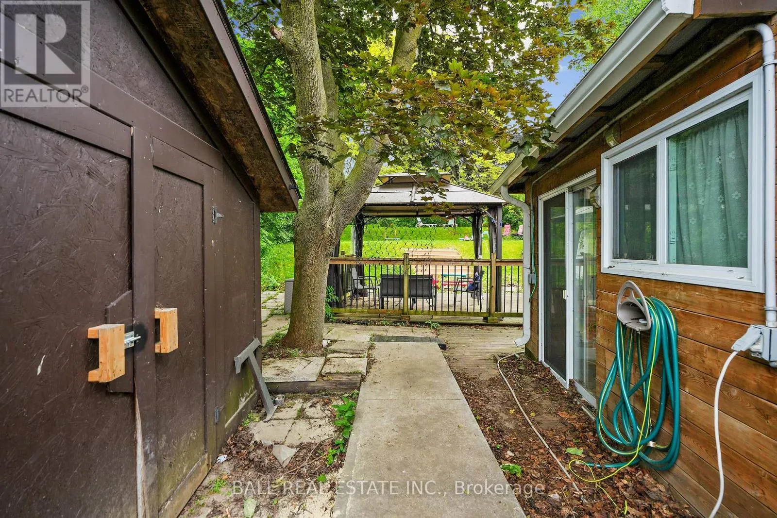 60A CROSSLEY DRIVE