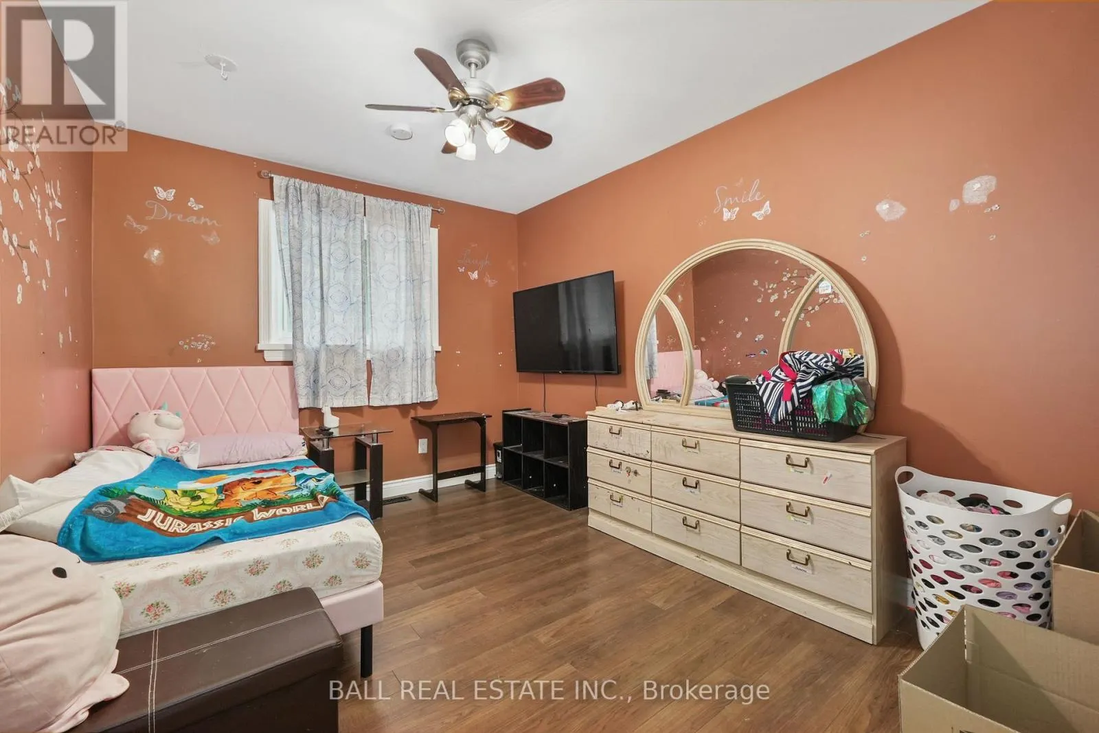 60A CROSSLEY DRIVE