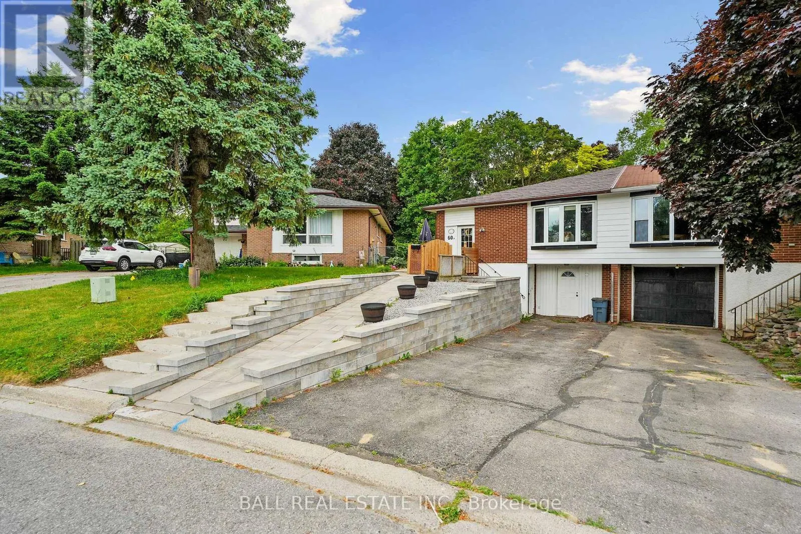 60A CROSSLEY DRIVE