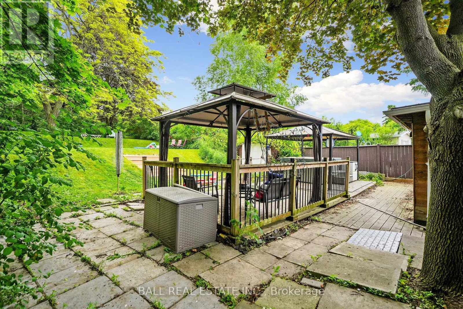 60A CROSSLEY DRIVE