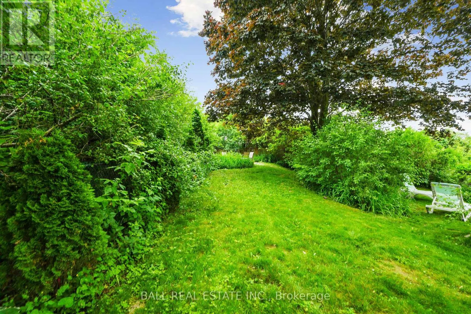 60A CROSSLEY DRIVE