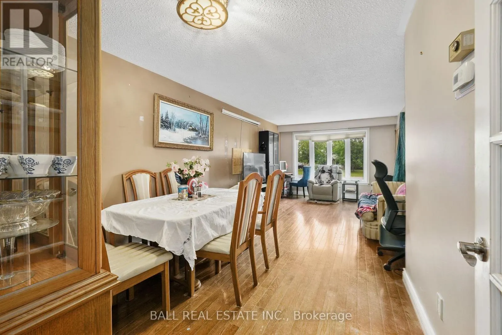 60A CROSSLEY DRIVE