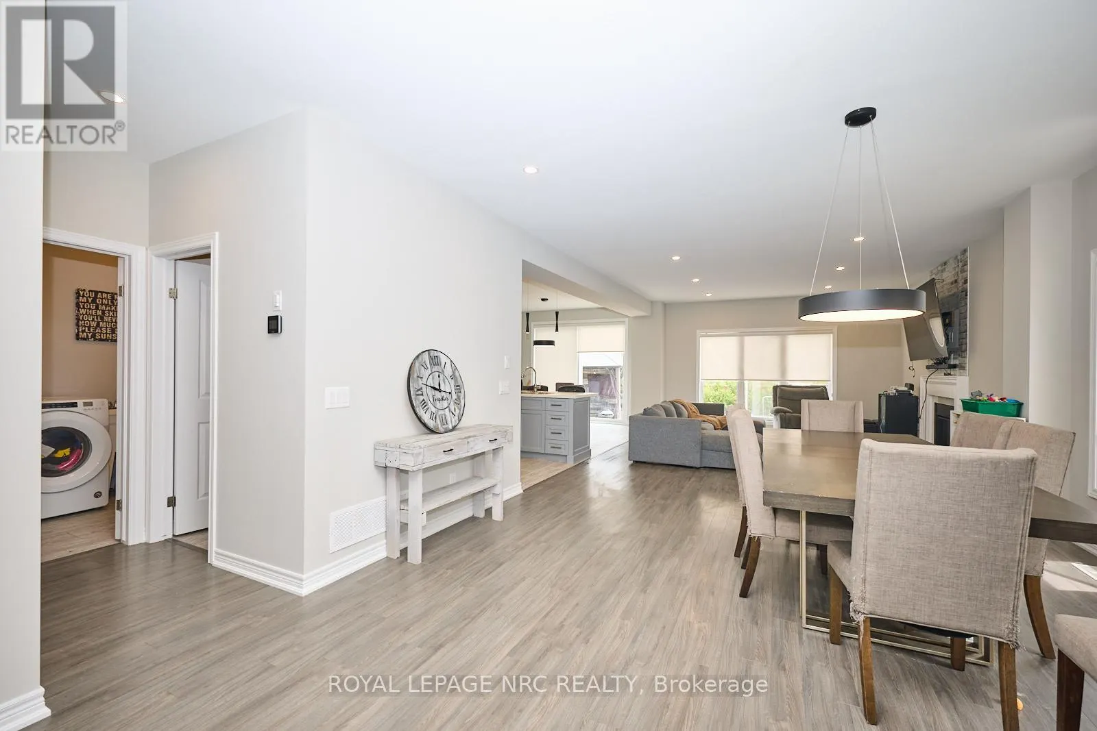 14 LAMB CRESCENT