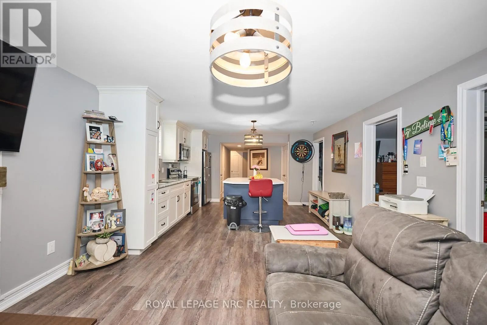 14 LAMB CRESCENT