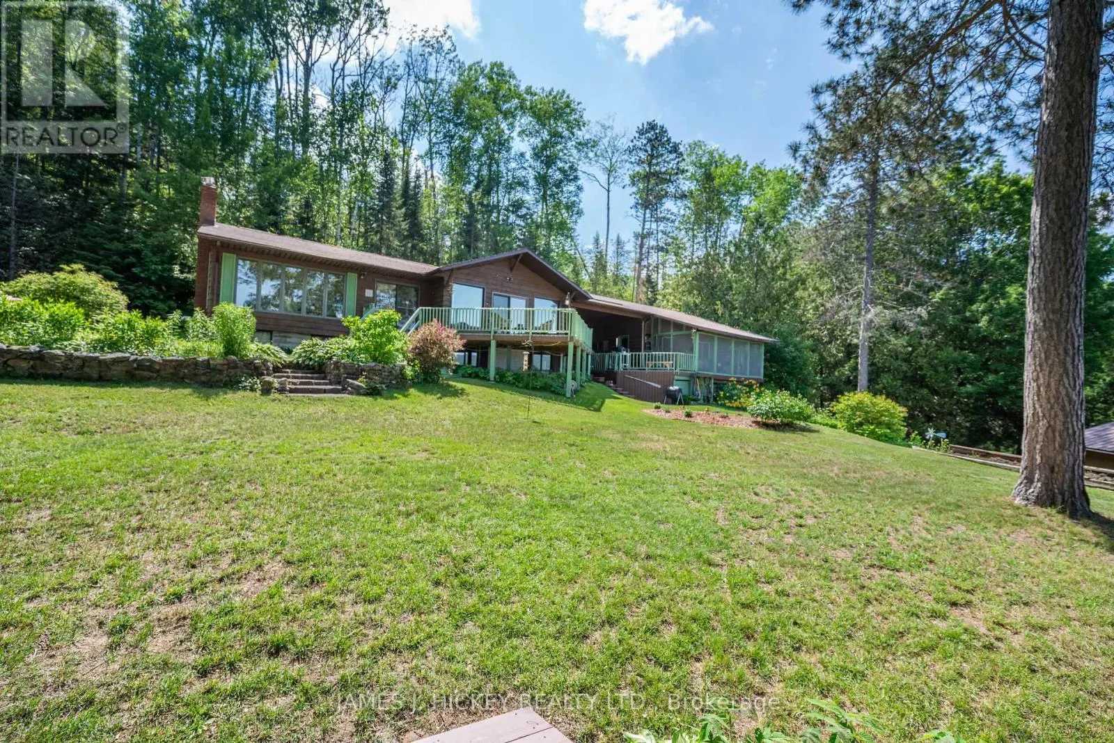 581 ROCKY POINT LANE