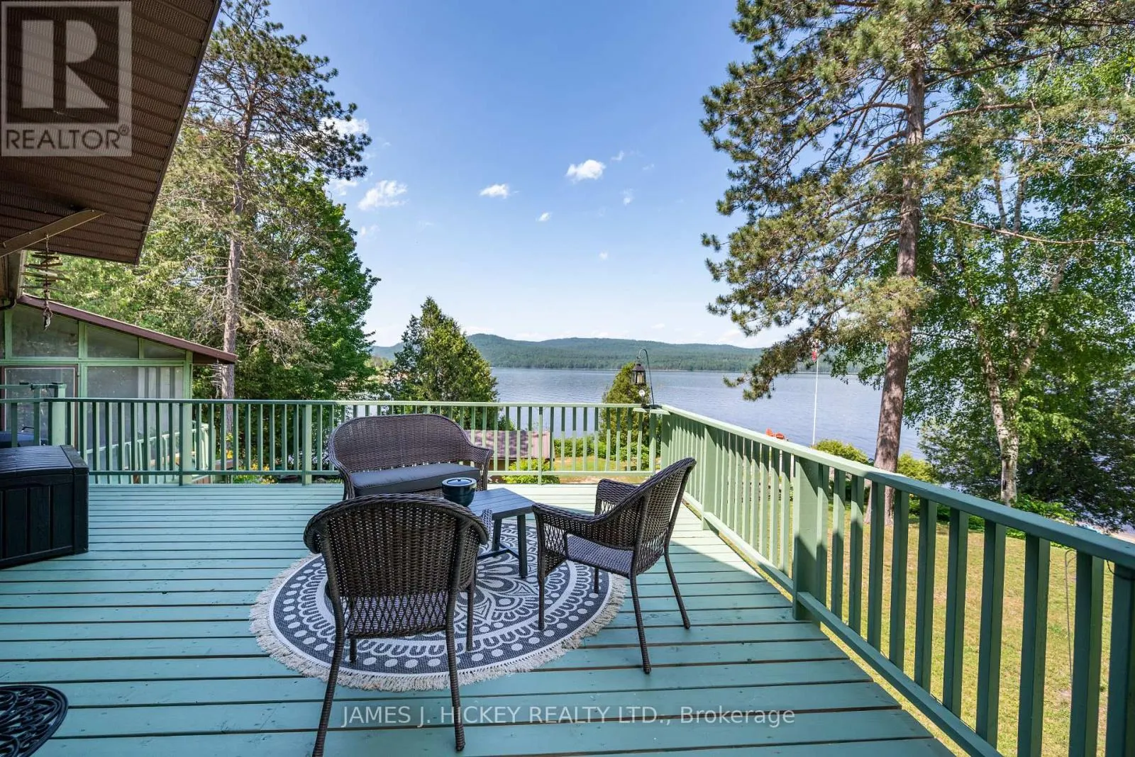 581 ROCKY POINT LANE