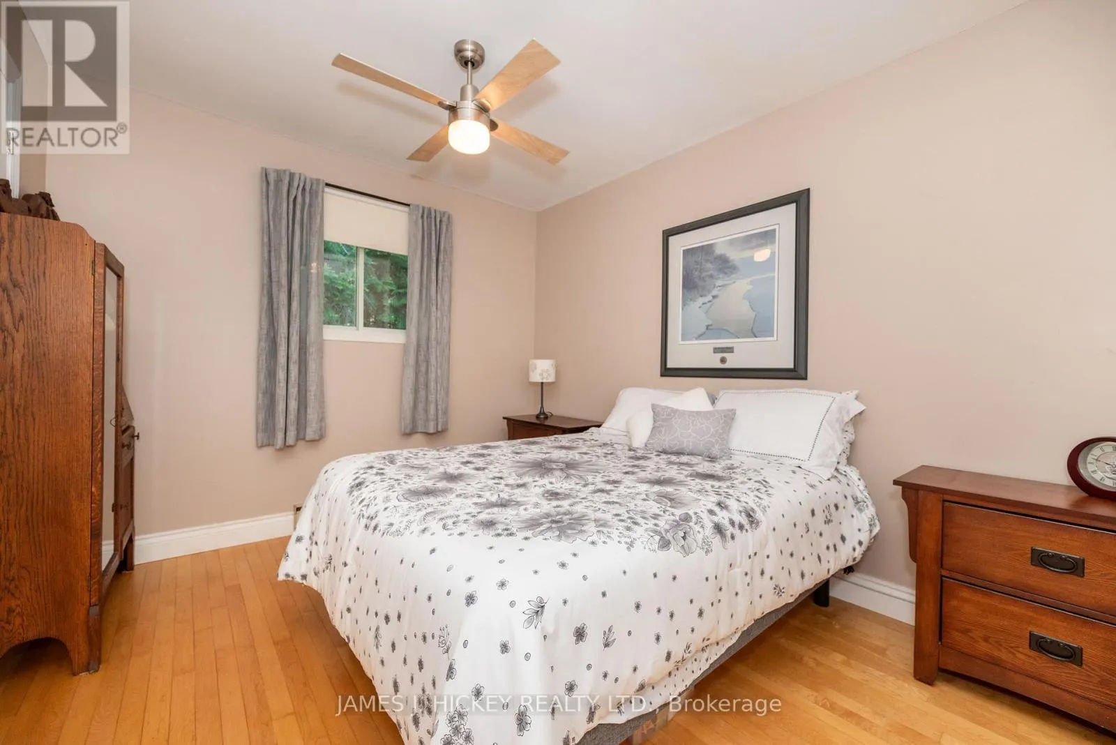 581 ROCKY POINT LANE