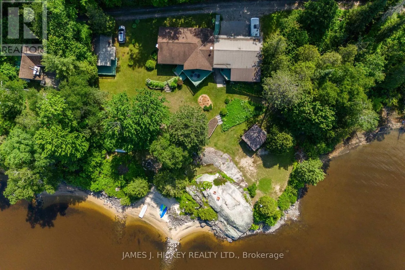 581 ROCKY POINT LANE