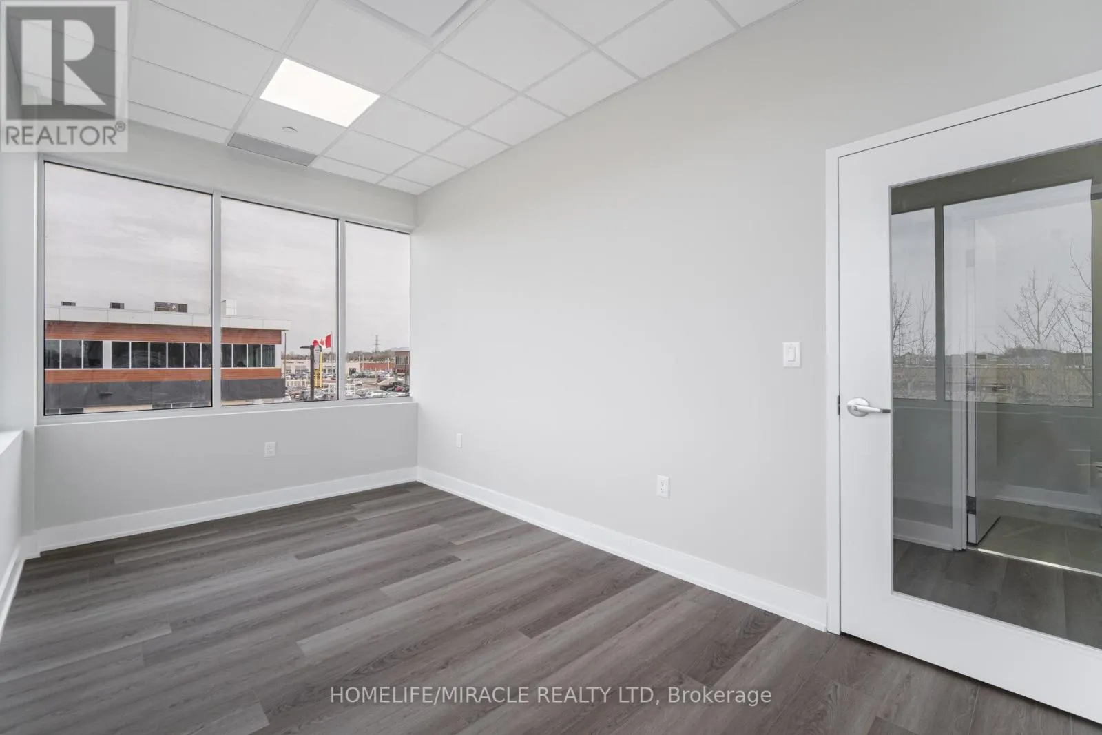 P205 - 454 HESPELER ROAD