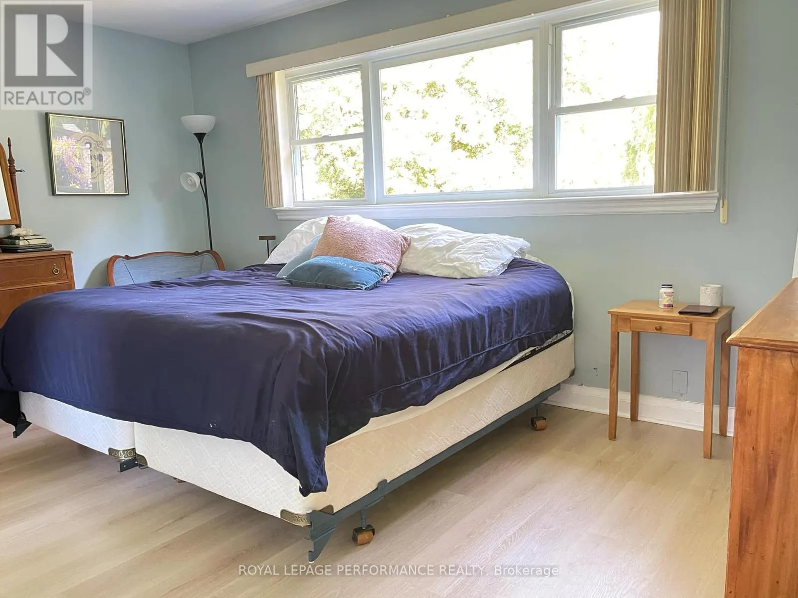 1402 DOVER ROAD