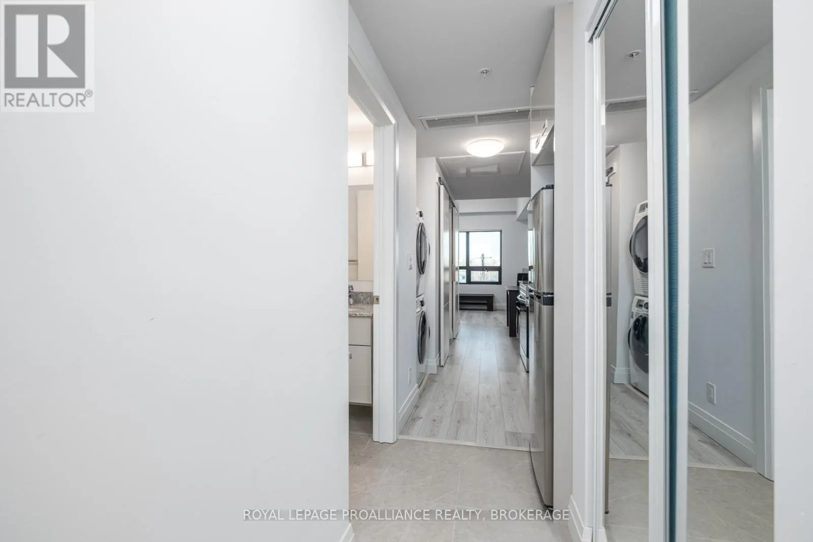 415 - 652 PRINCESS STREET, #415