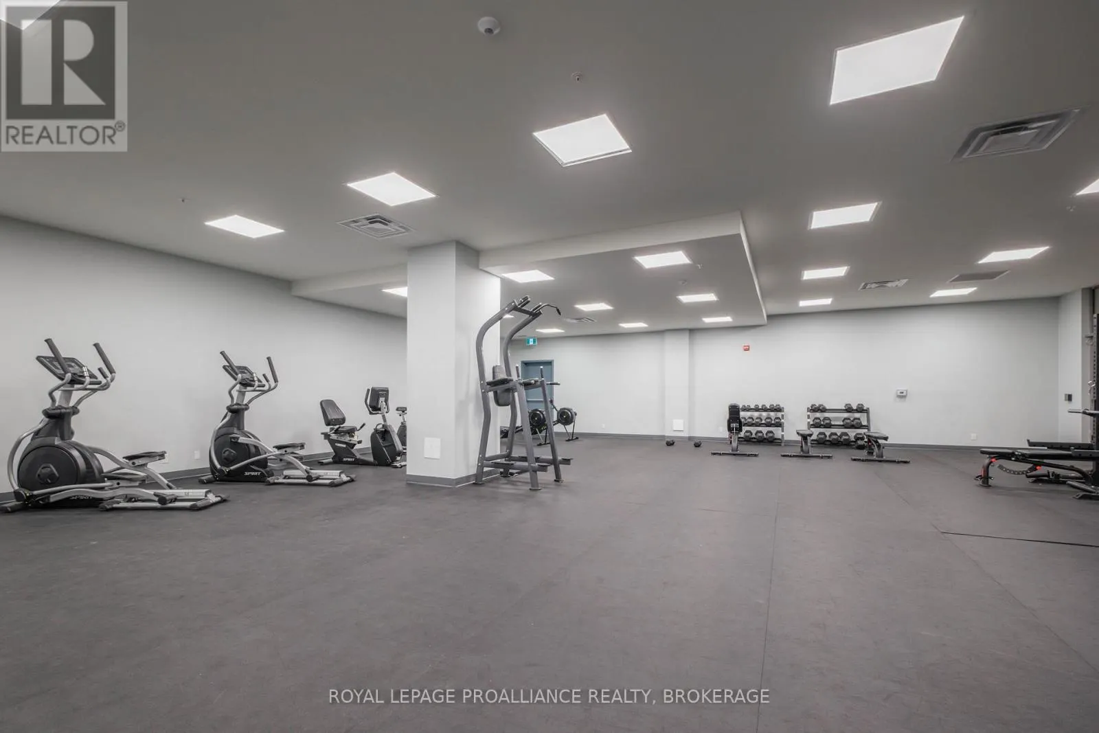 415 - 652 PRINCESS STREET, #415