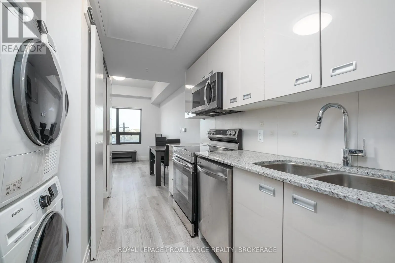 415 - 652 PRINCESS STREET, #415