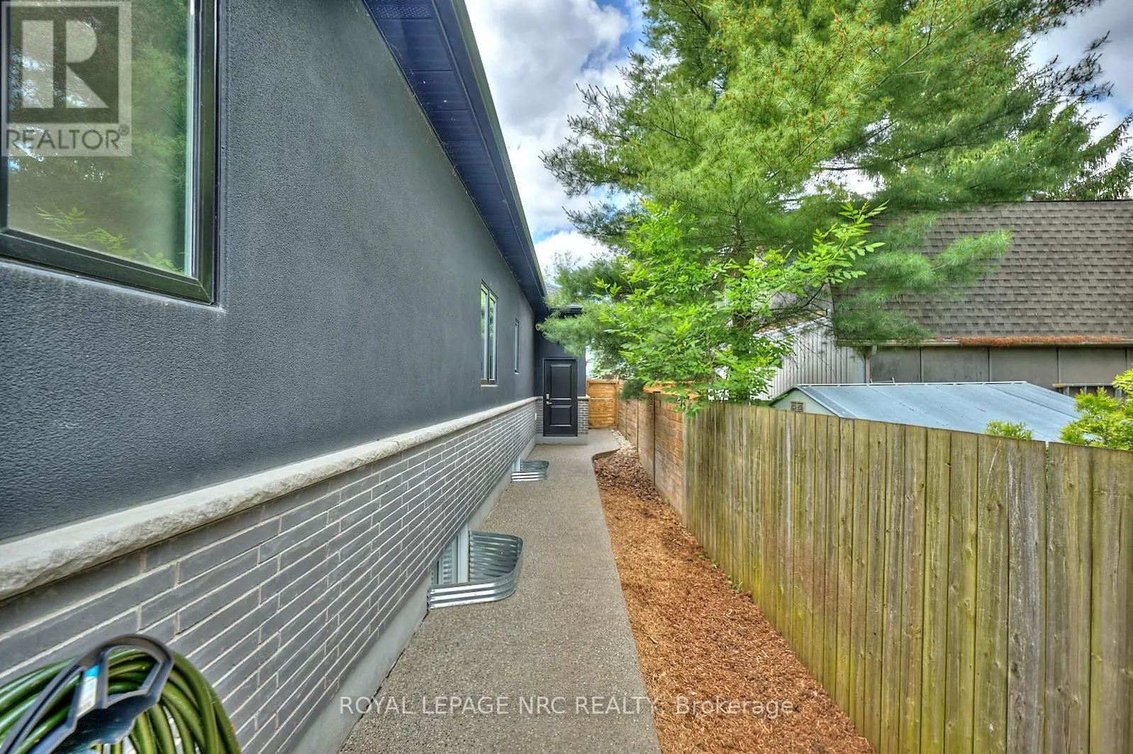 62 BACON LANE