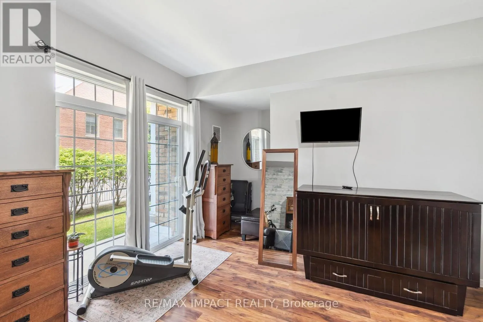 108 - 145 THIRD STREET, #108