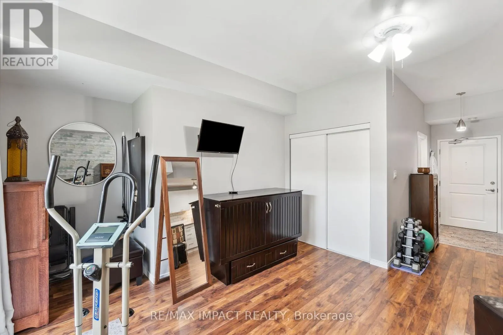 108 - 145 THIRD STREET, #108