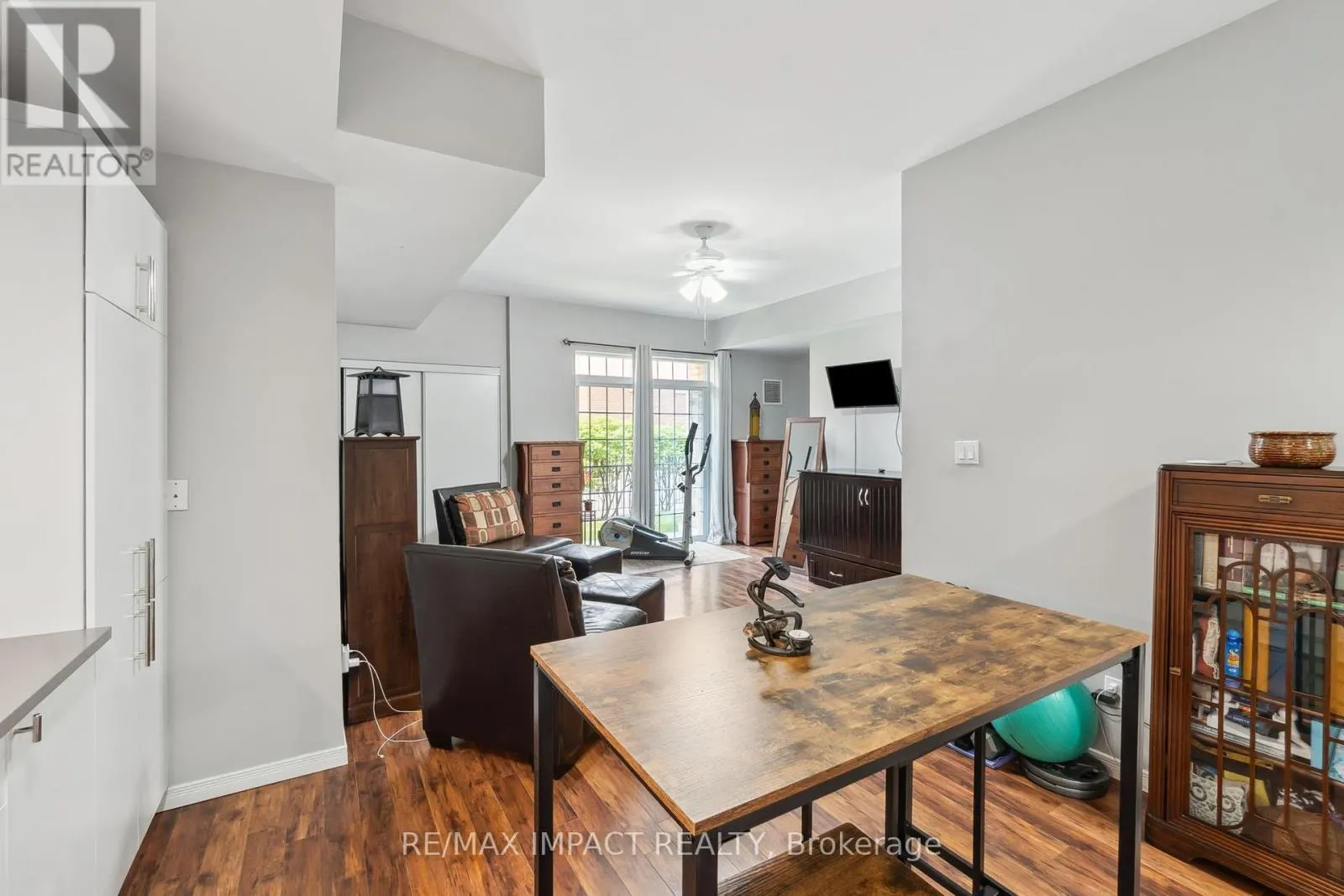 108 - 145 THIRD STREET, #108