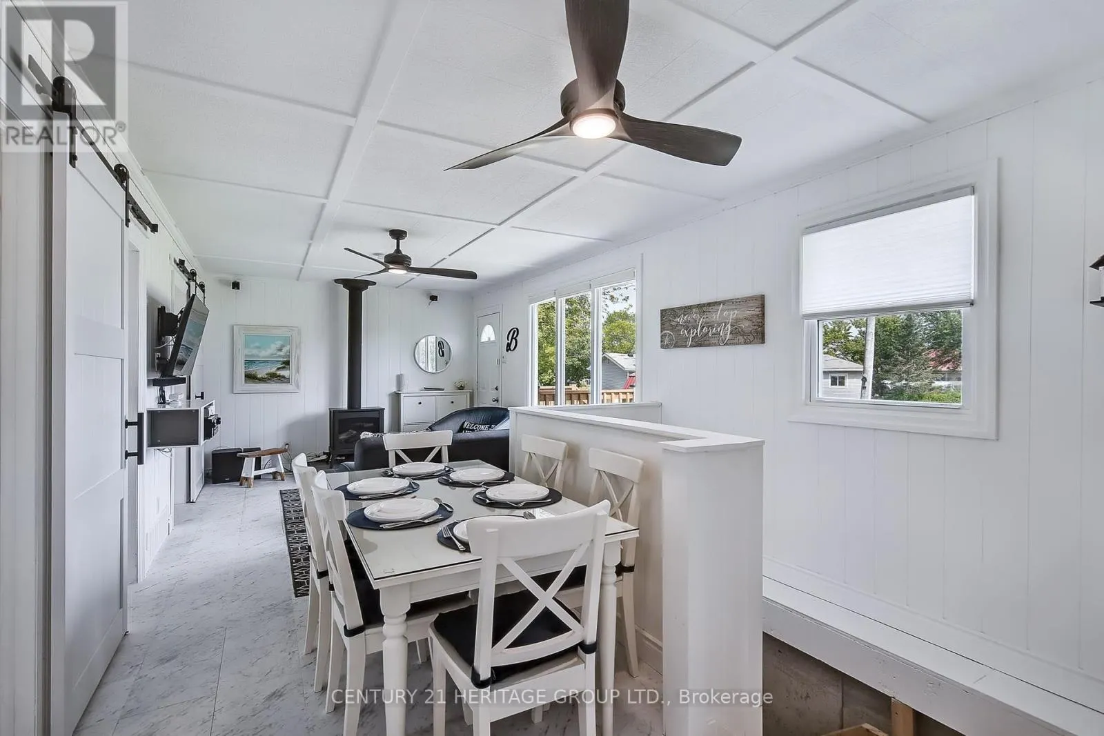 33 FAIRWELL AVENUE