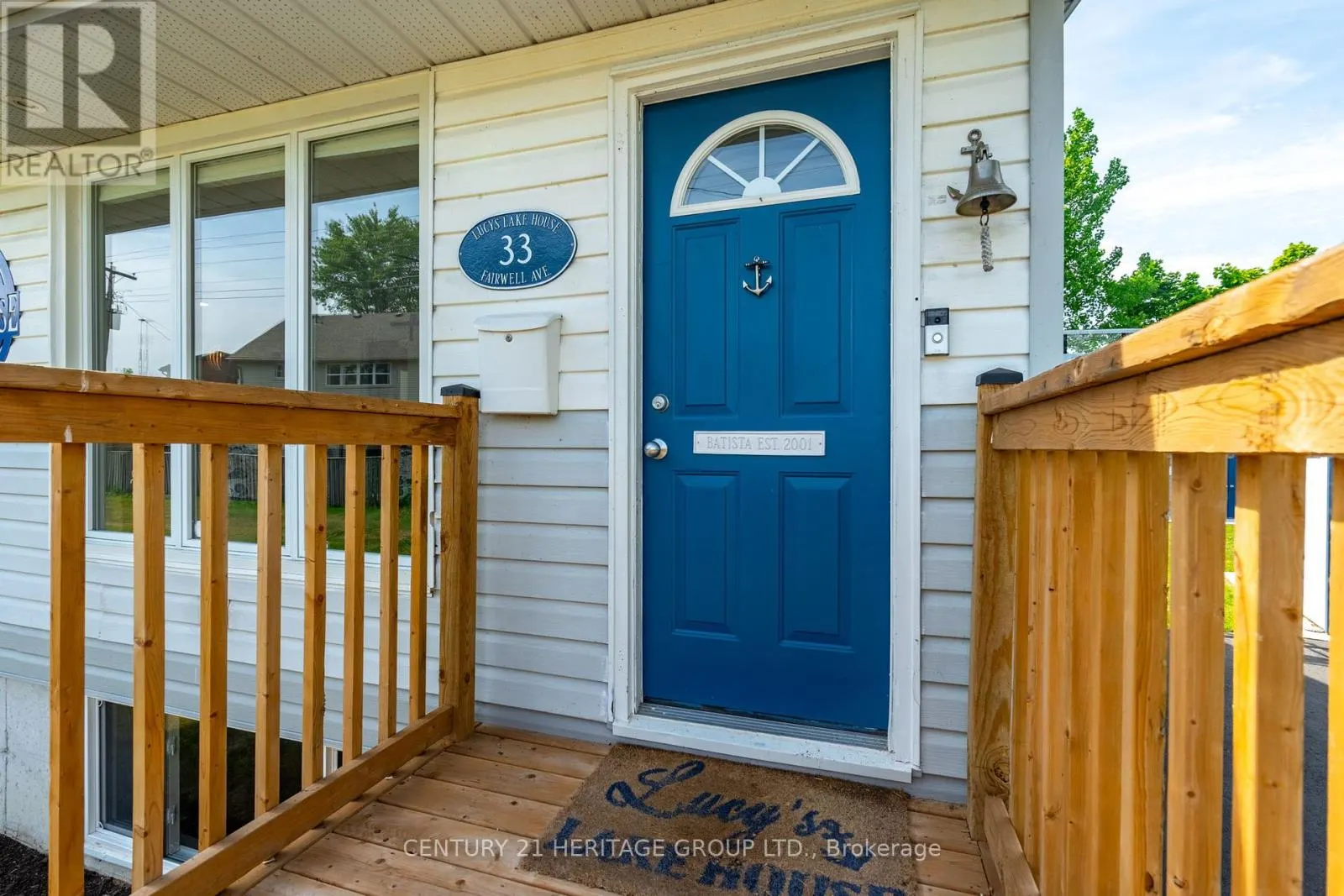 33 FAIRWELL AVENUE
