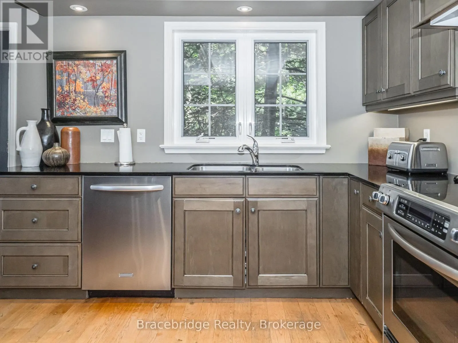 SANDFIELD 4 WEEK 1 - 3876 MUSKOKA RD HWY 118 W