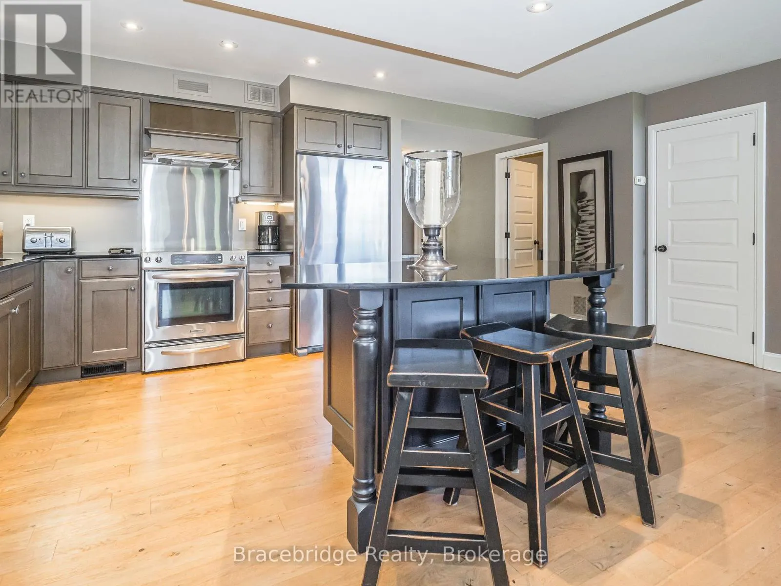 SANDFIELD 4 WEEK 1 - 3876 MUSKOKA RD HWY 118 W