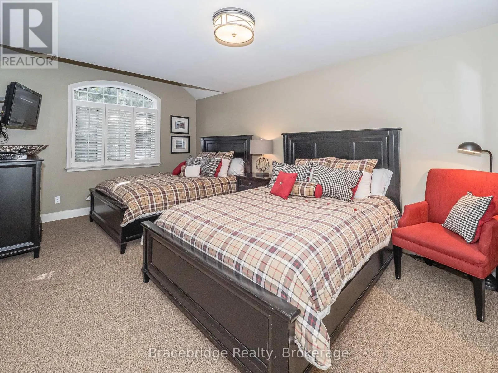 SANDFIELD 4 WEEK 1 - 3876 MUSKOKA RD HWY 118 W
