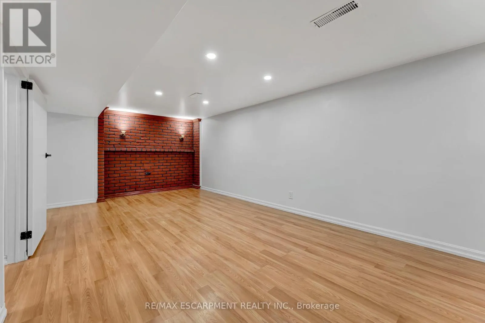 216 SIOUX ROAD