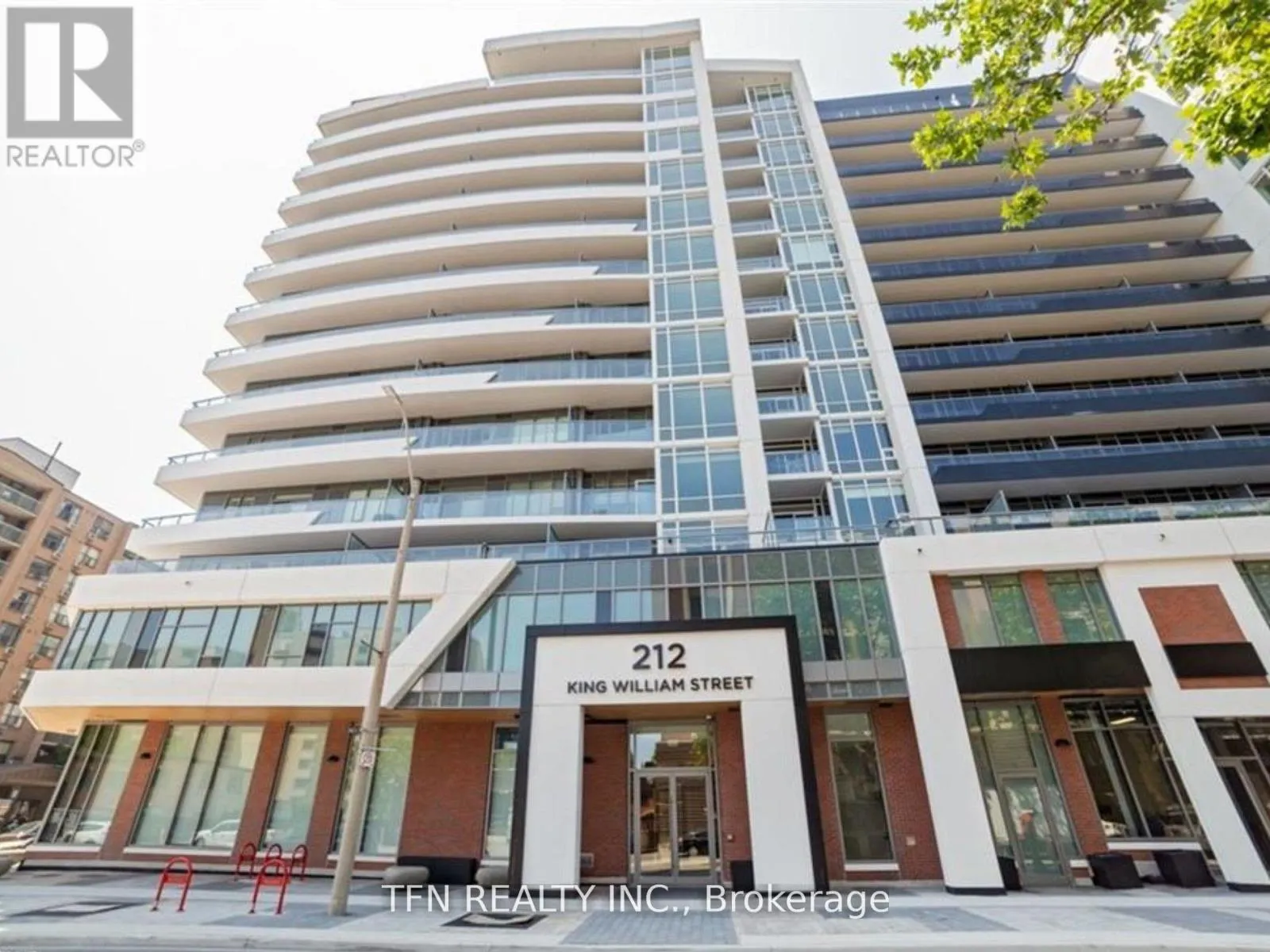 910 - 212 KING WILLIAM STREET
