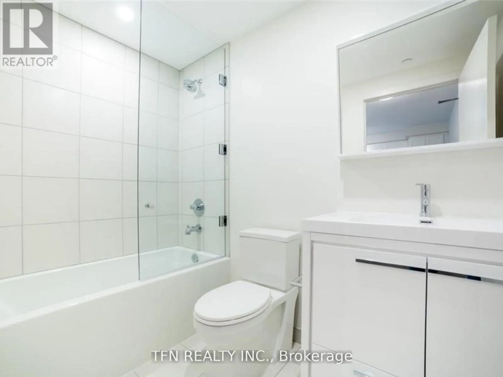910 - 212 KING WILLIAM STREET