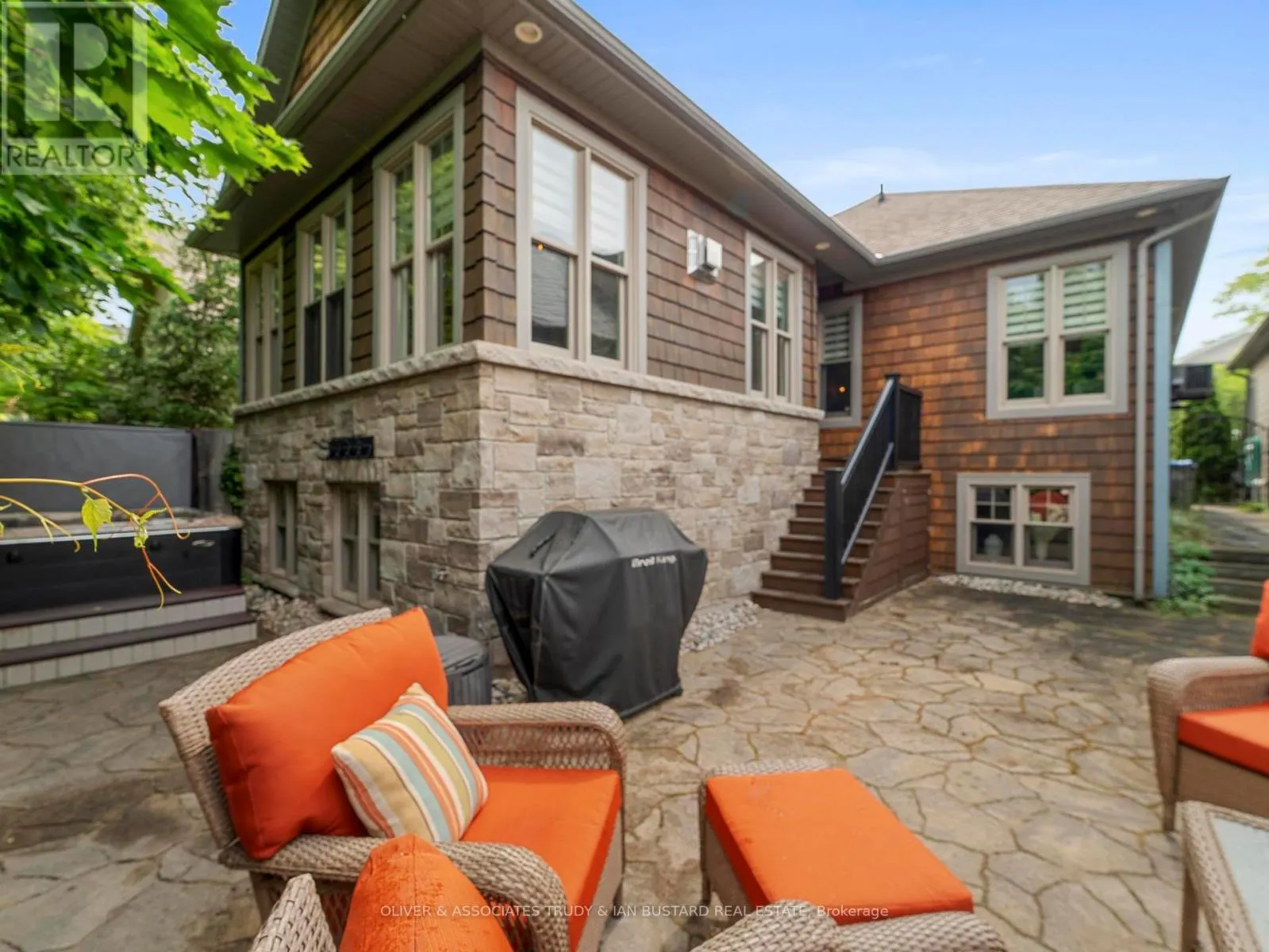 21 WONDERGROVE COURT
