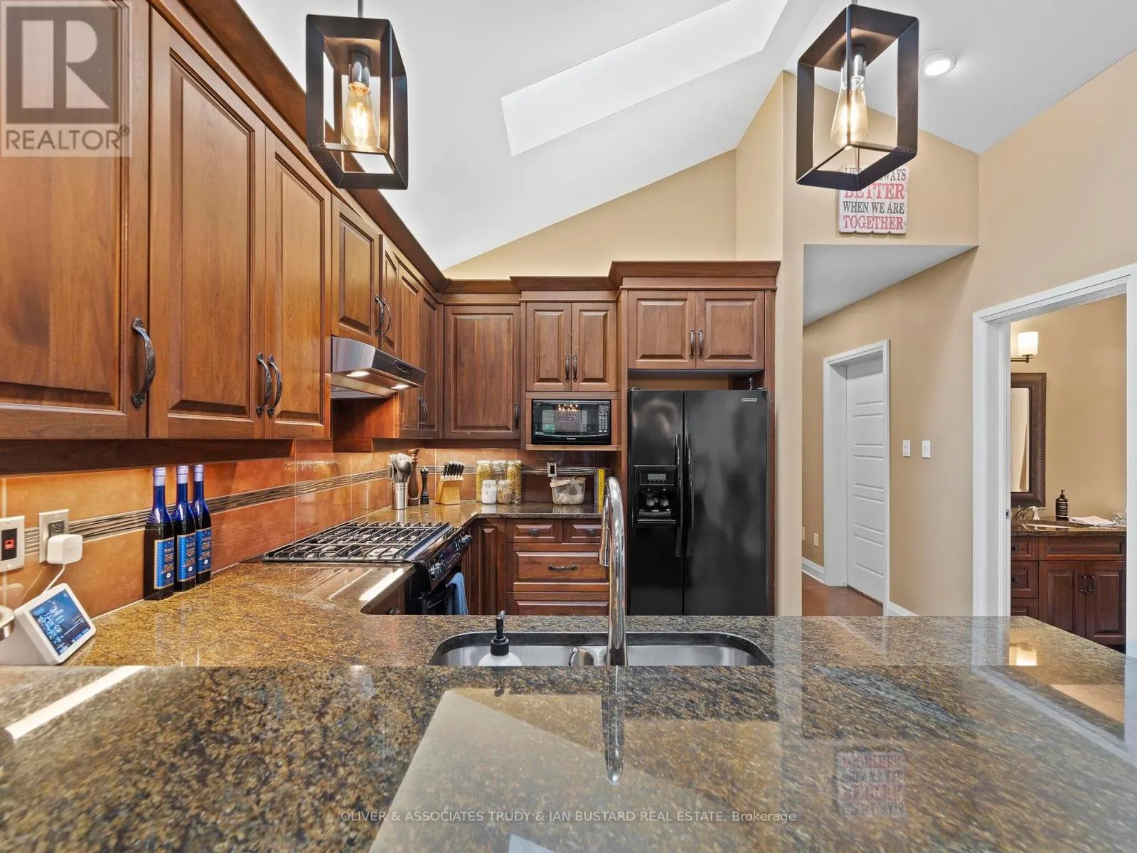 21 WONDERGROVE COURT