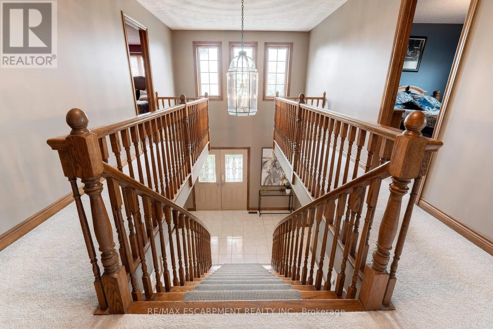 9 SUGARBERRY COURT