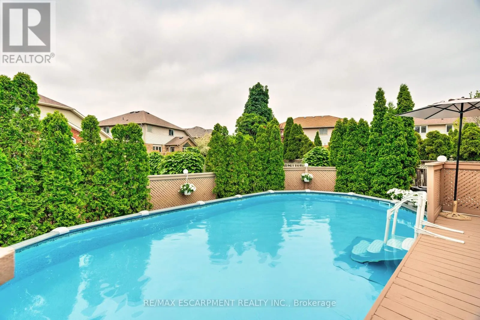 9 SUGARBERRY COURT
