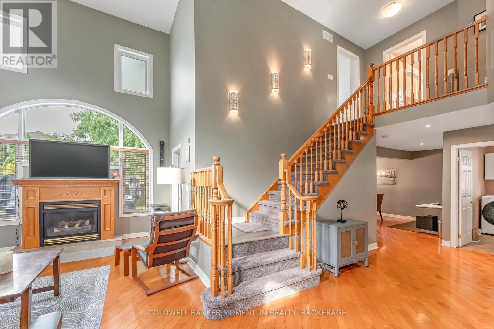 163 CRYSLER CRESCENT