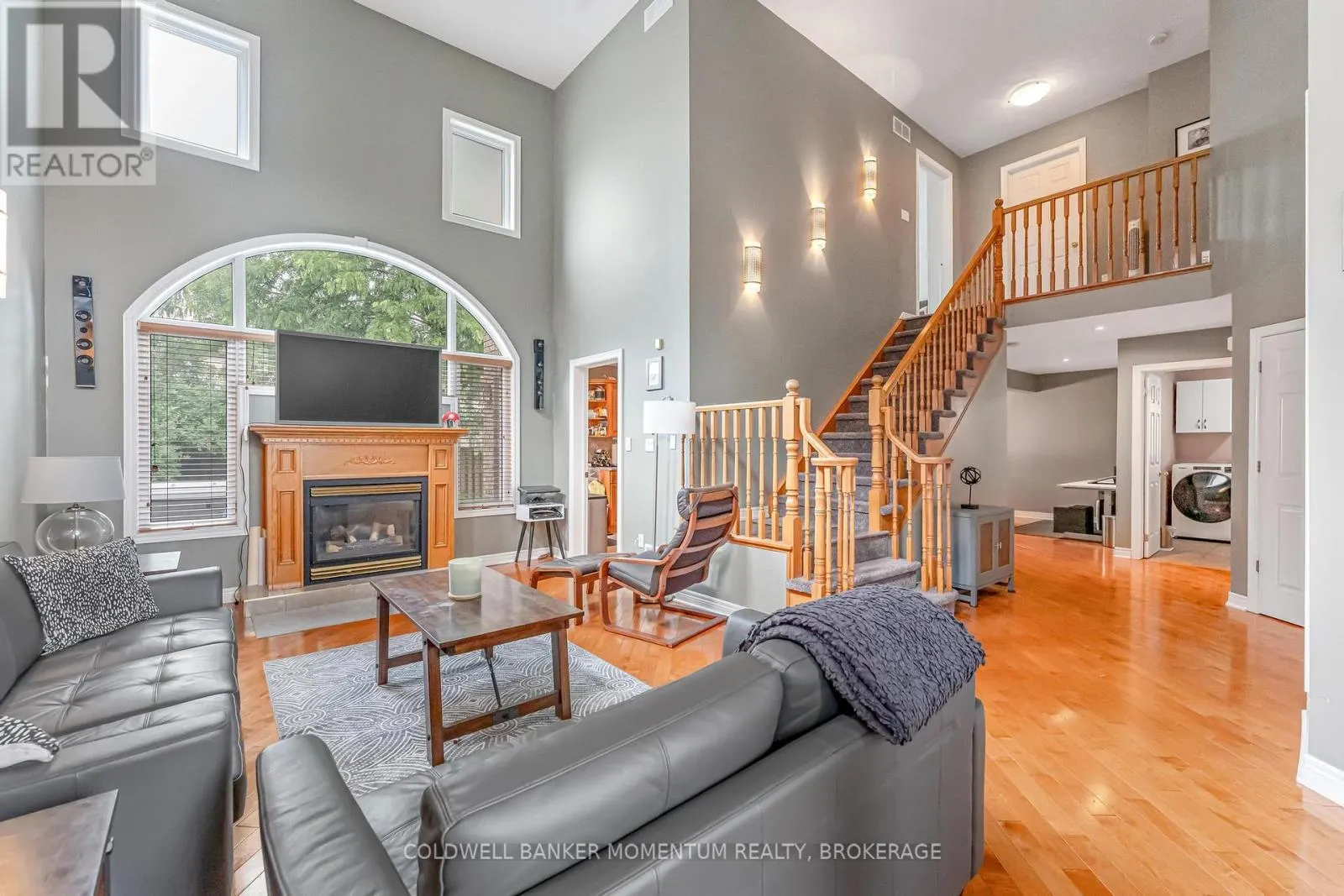 163 CRYSLER CRESCENT