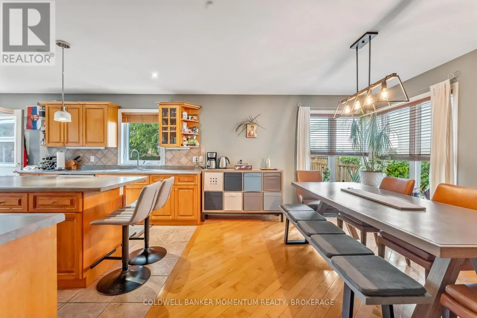 163 CRYSLER CRESCENT